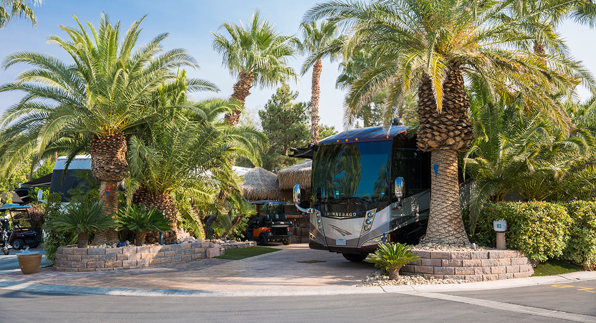 Luxury Motorcoach Resorts - LiTRV